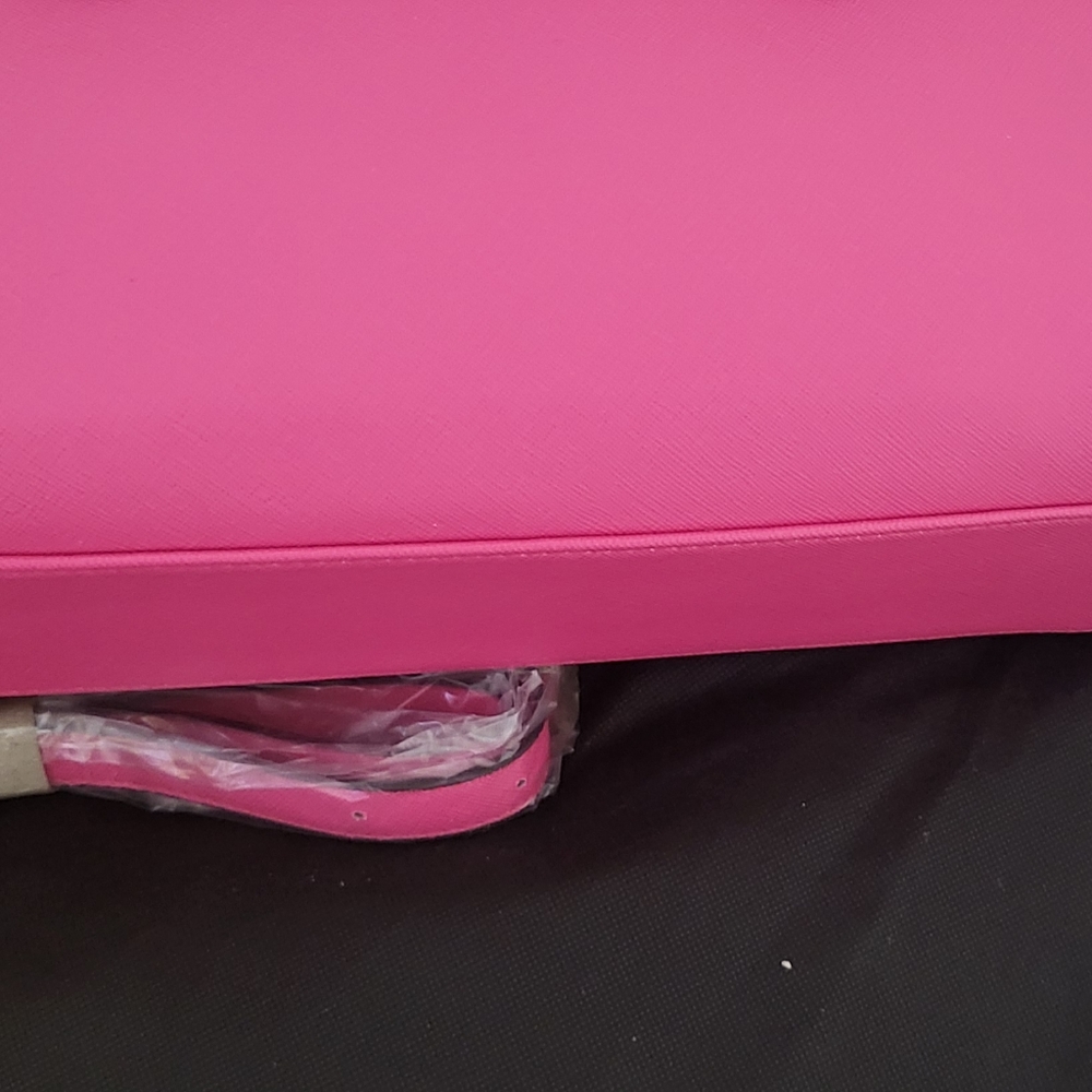 Handbag - Picture 7 of 9